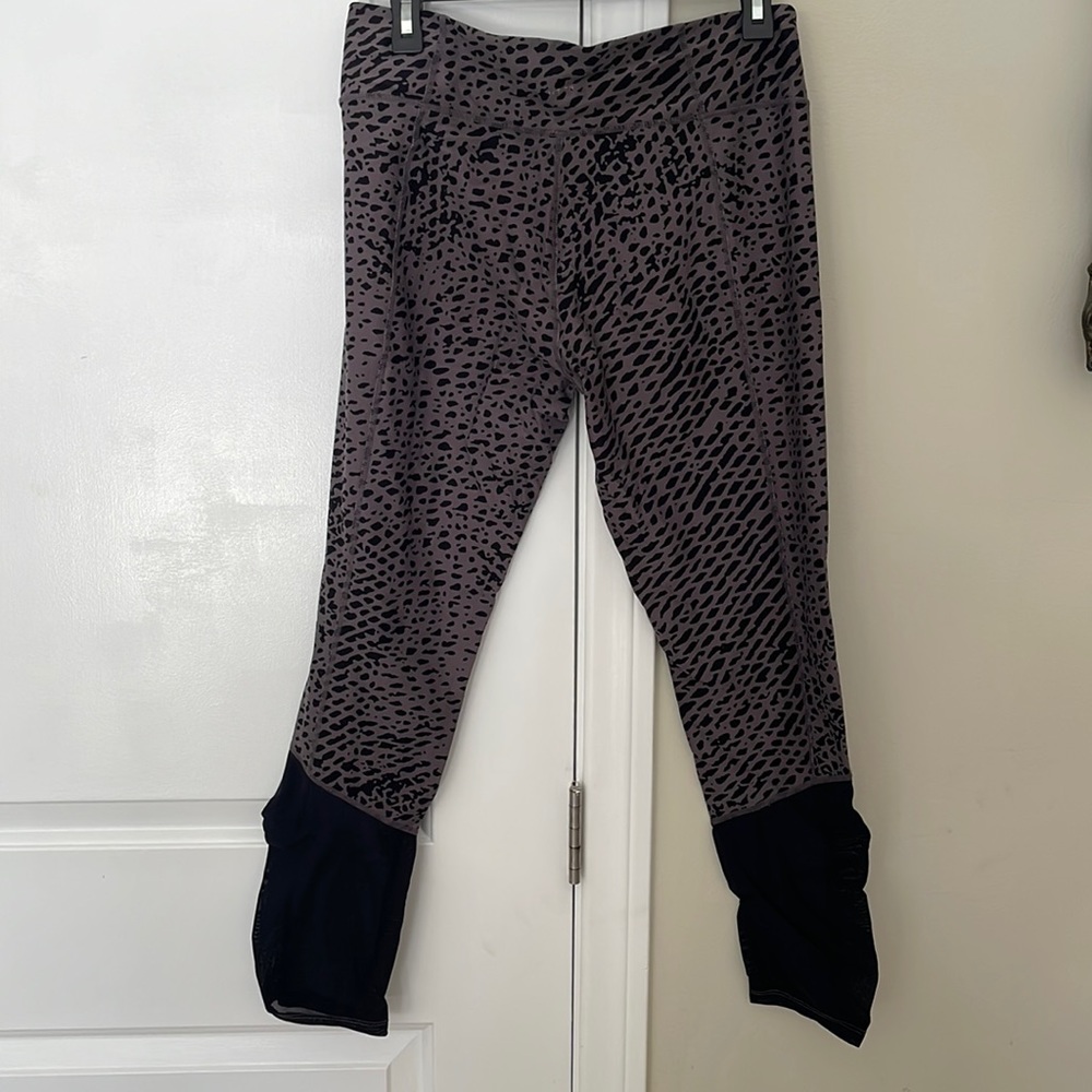 Calvin Klein leggings size Xl